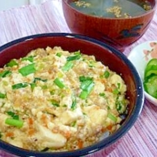 ニラで元気を！夏マーボー丼